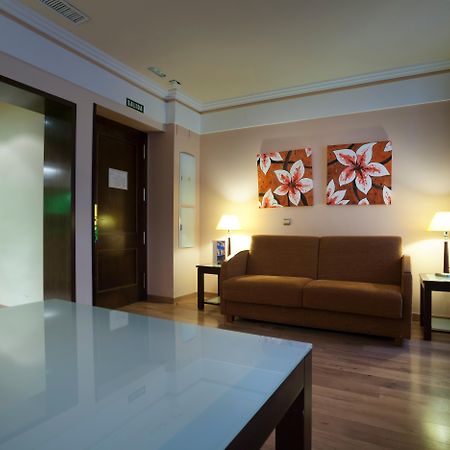 Suites Gran Via 44 Гранада Екстериор снимка