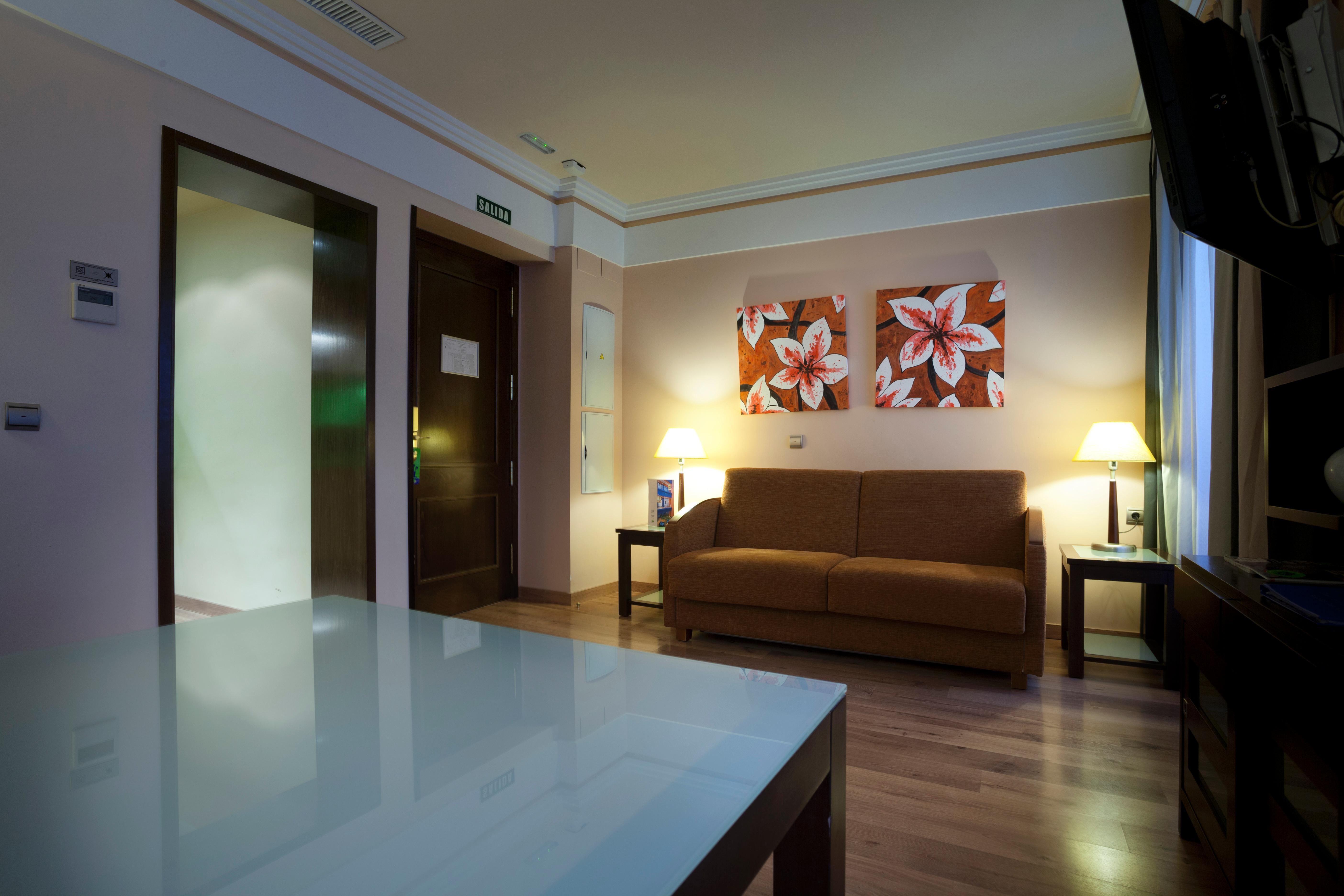 Suites Gran Via 44 Гранада Екстериор снимка