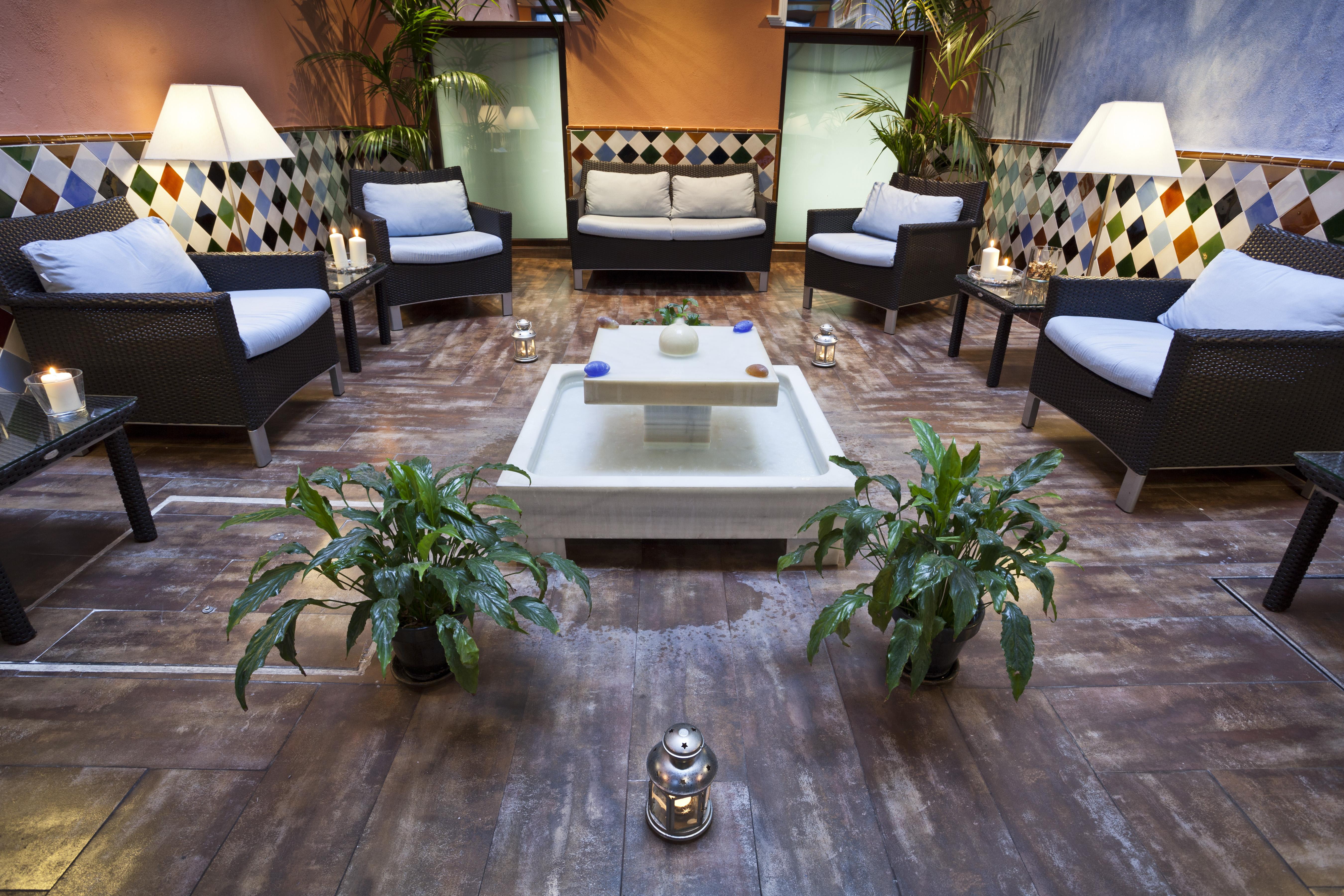 Suites Gran Via 44 Гранада Екстериор снимка