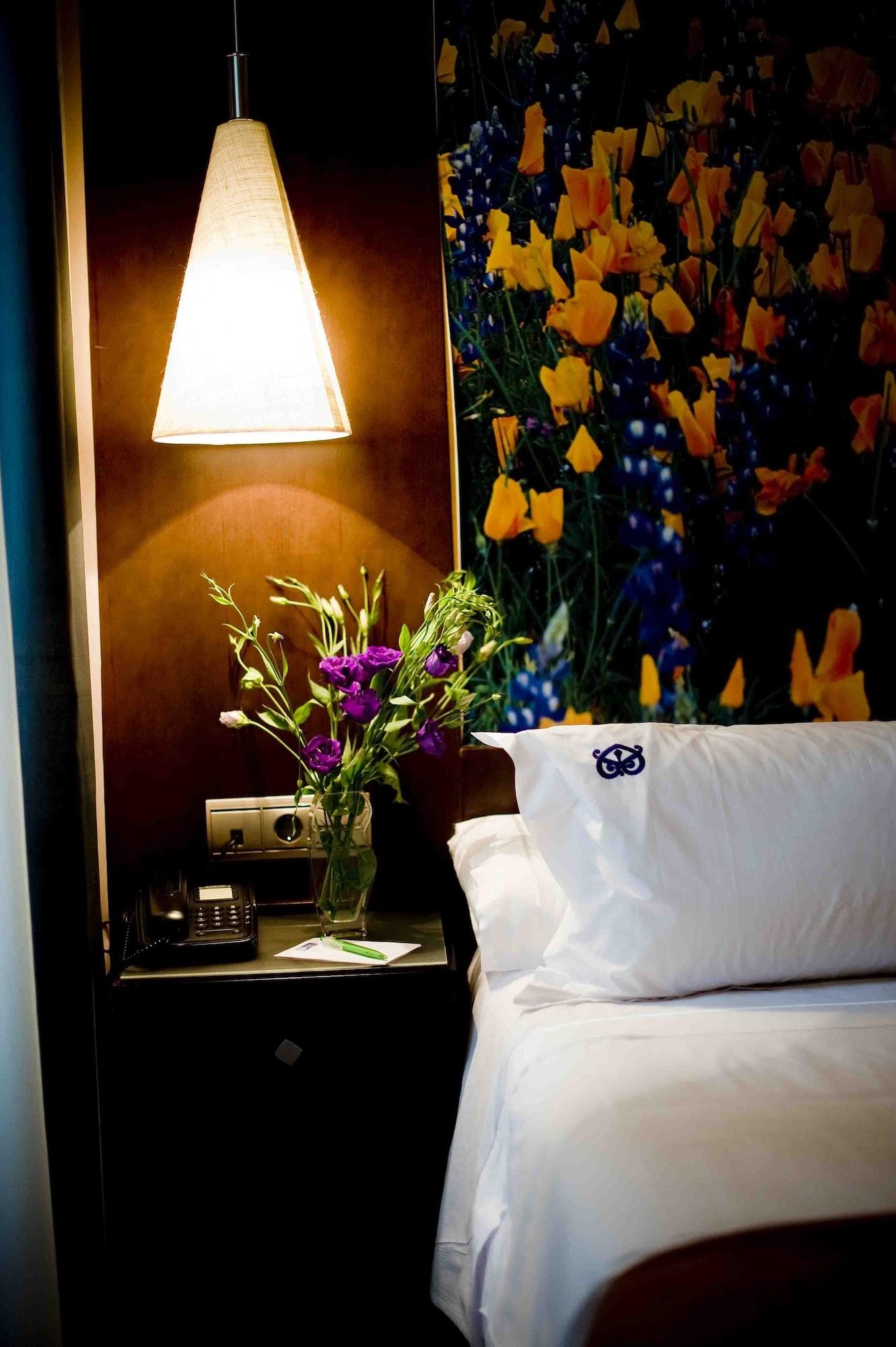 Suites Gran Via 44 Гранада Екстериор снимка
