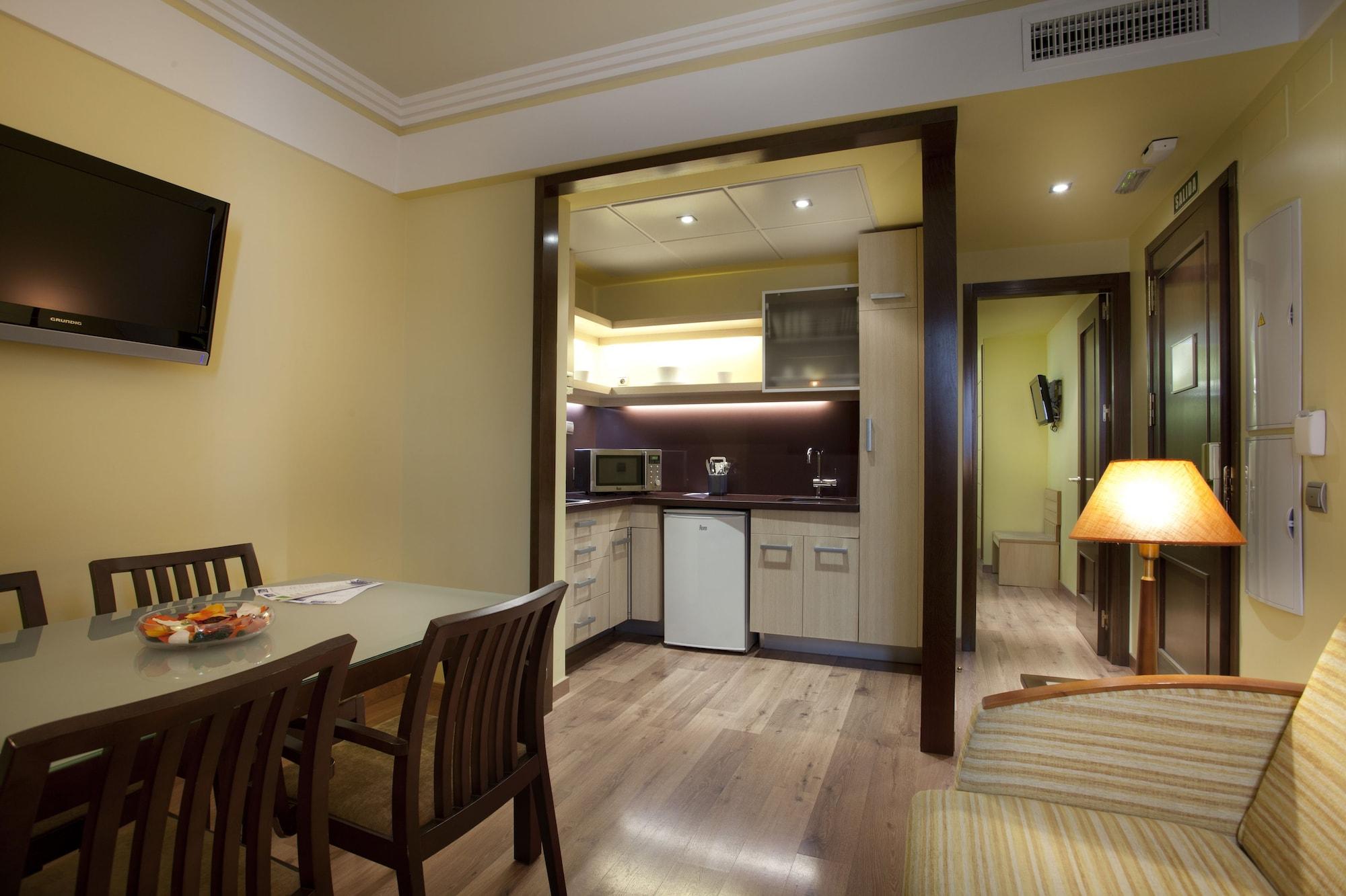 Suites Gran Via 44 Гранада Екстериор снимка