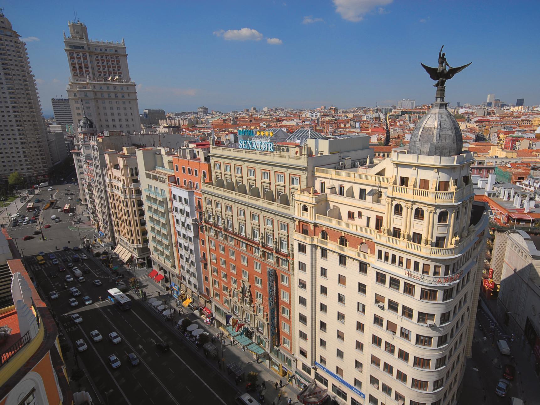 Suites Gran Via 44 Гранада Екстериор снимка