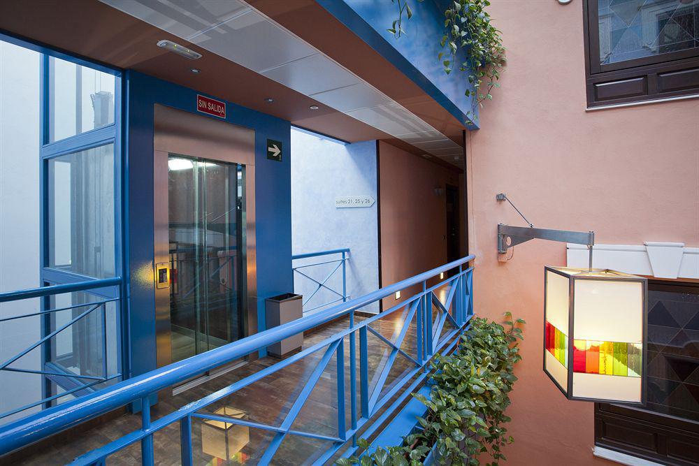 Suites Gran Via 44 Гранада Екстериор снимка